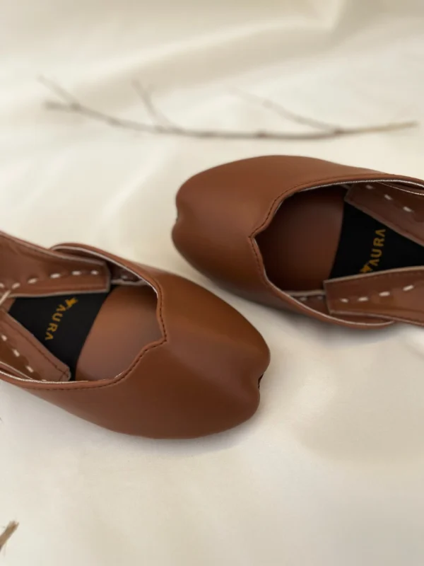 Aura By Aliya - Mocha from Solids