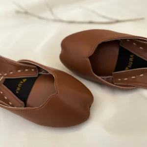 Aura By Aliya - Mocha from Solids